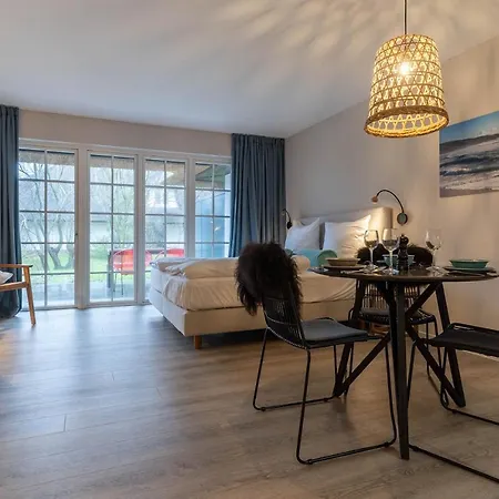 Apartment 5